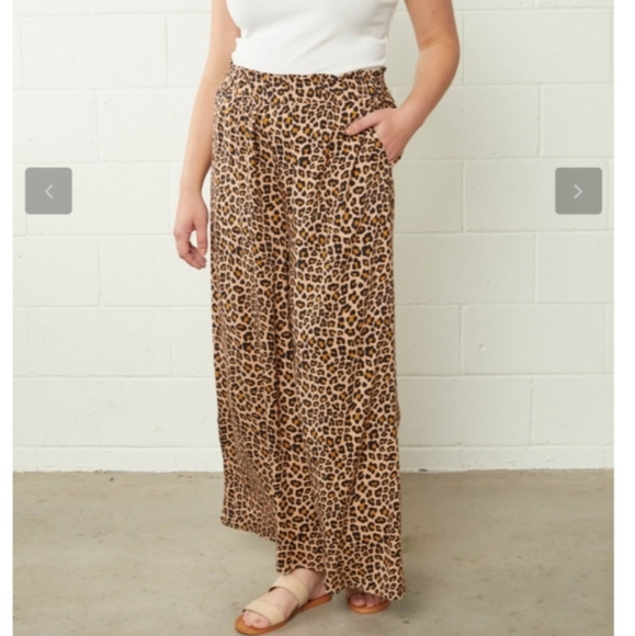 entro Pants - Entro High Waisted Wide Leg Leopard Pants
